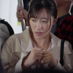 【竹内有紀】身動き出来ない満員電車内で鬼畜痴漢師どもに中出しで輪姦される人妻